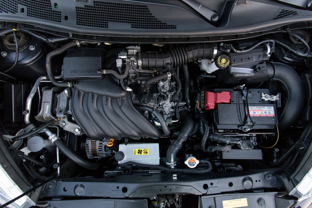 Dnipro,,Ukraine,-,April,12,,2016:,Nissan,Juke,,Under,The