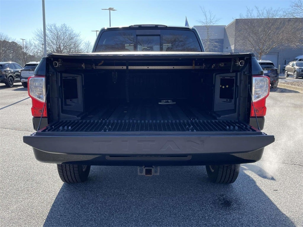2017 Nissan Titan XD SL