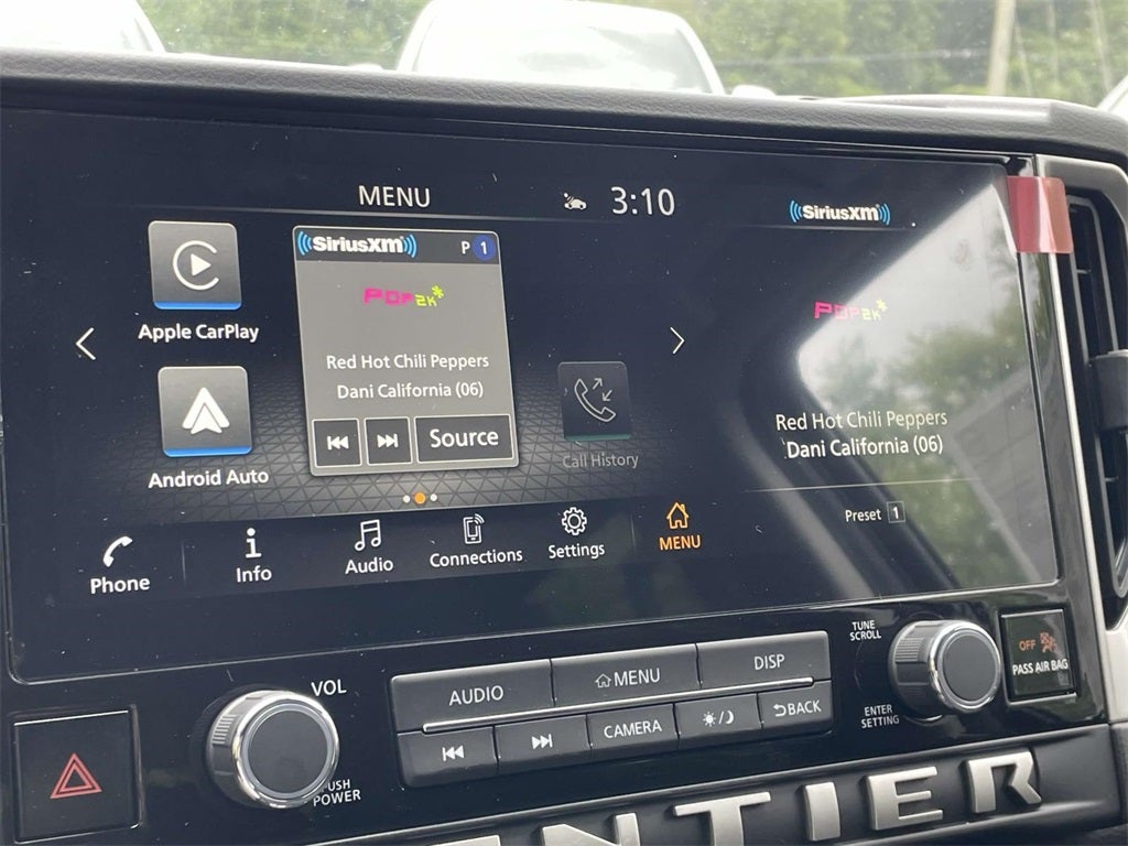 2025 Nissan Frontier SV