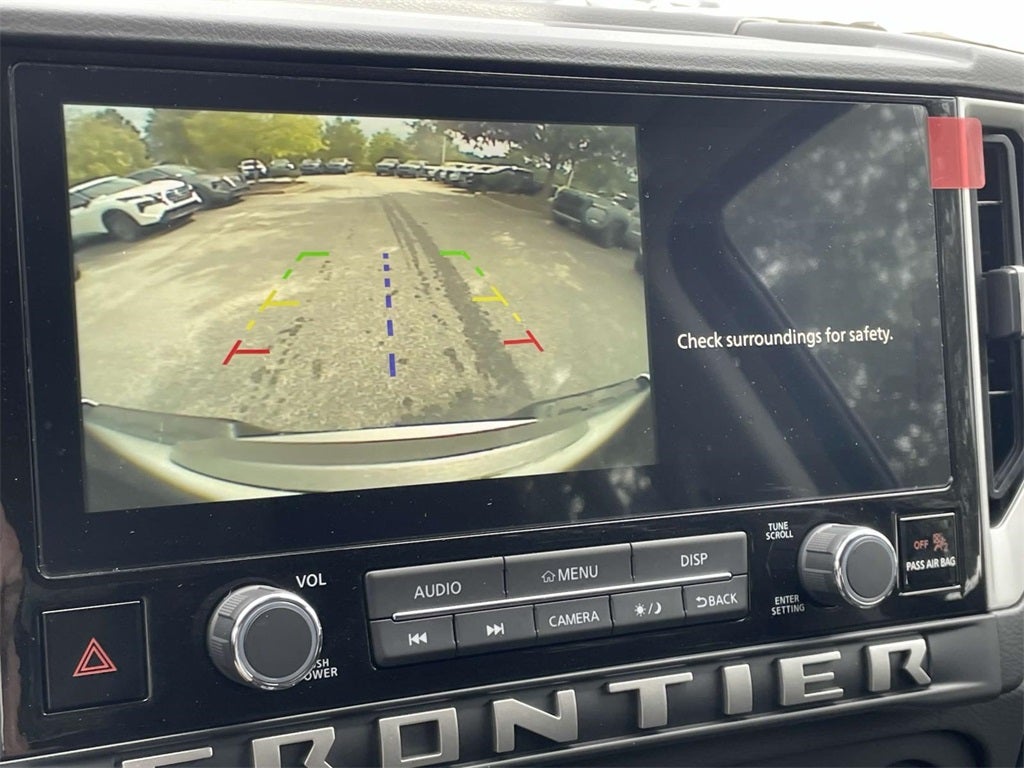 2025 Nissan Frontier SV