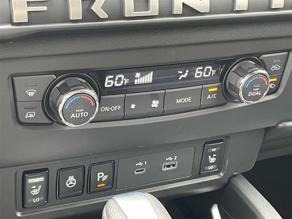 2025 Nissan Frontier SV