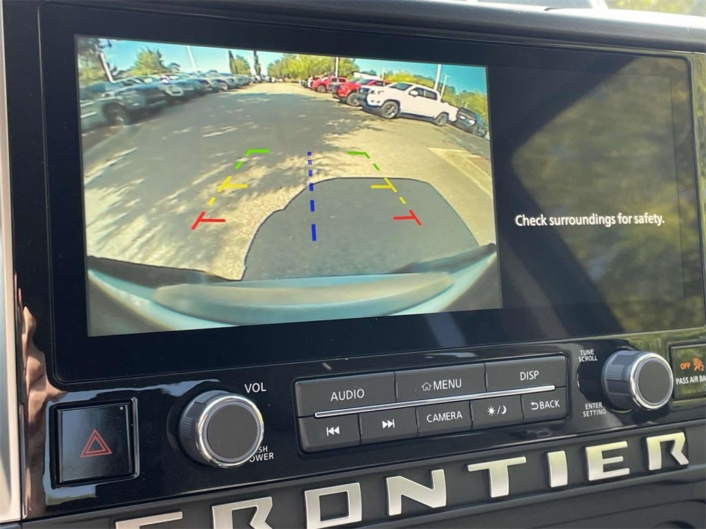 2025 Nissan Frontier SV