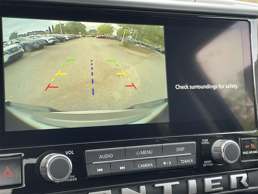 2025 Nissan Frontier SV