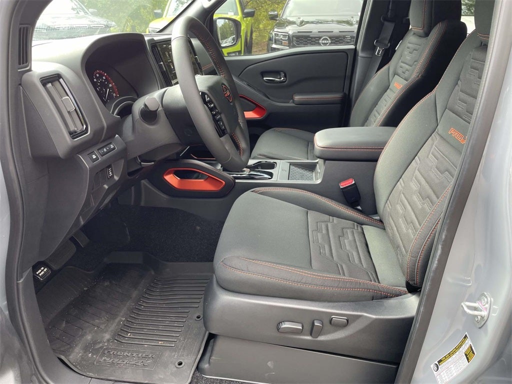 2025 Nissan Frontier PRO-X