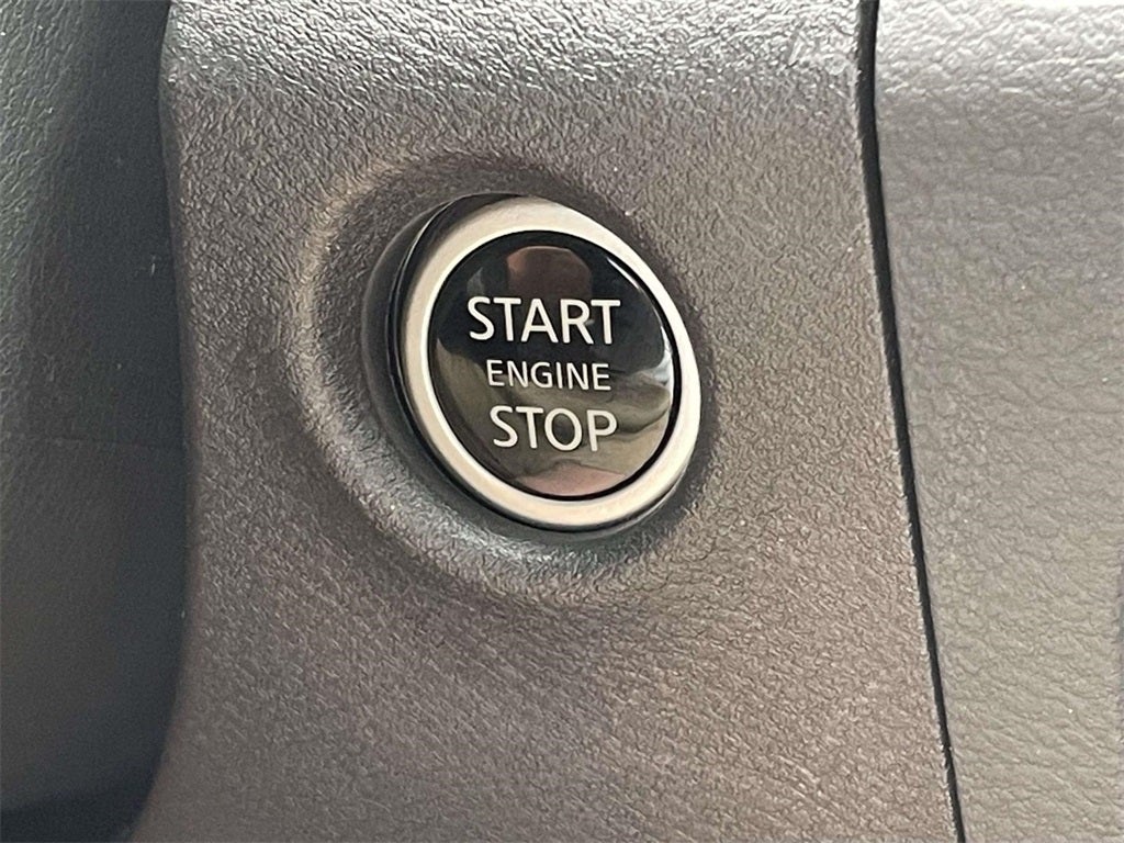 2025 Nissan Frontier PRO-X