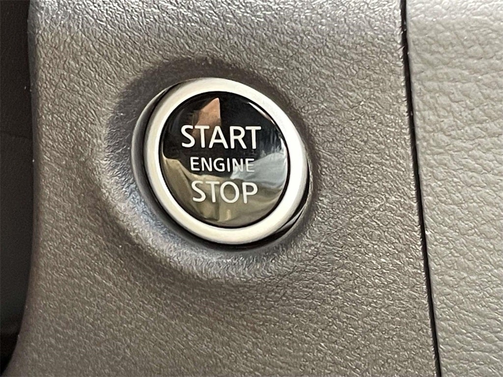 2025 Nissan Frontier PRO-X