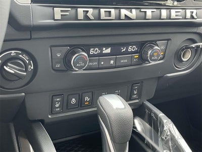 2025 Nissan Frontier SV