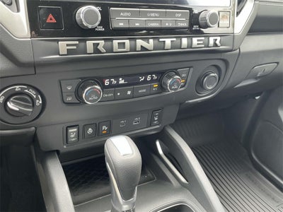 2025 Nissan Frontier SV