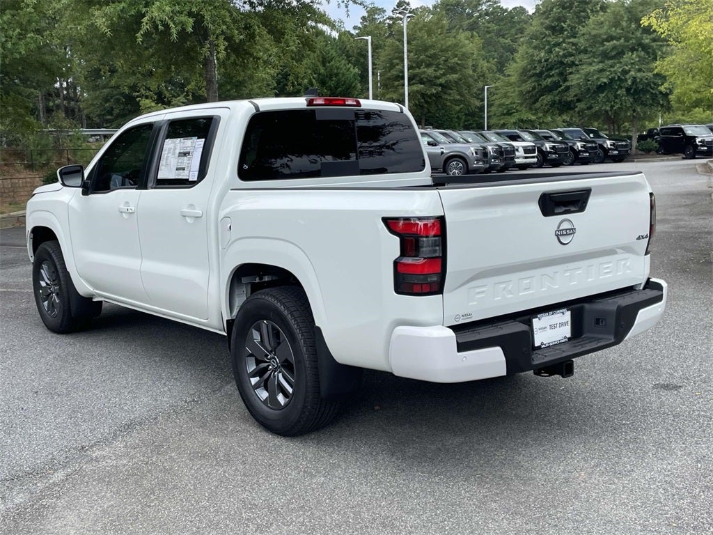 2025 Nissan Frontier SV