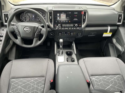 2025 Nissan Frontier SV