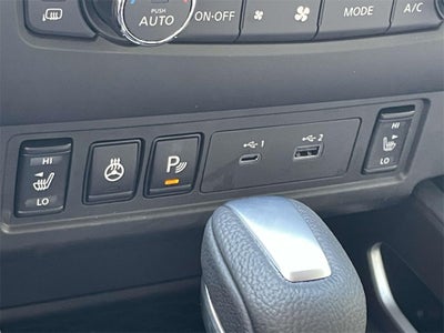 2025 Nissan Frontier SV