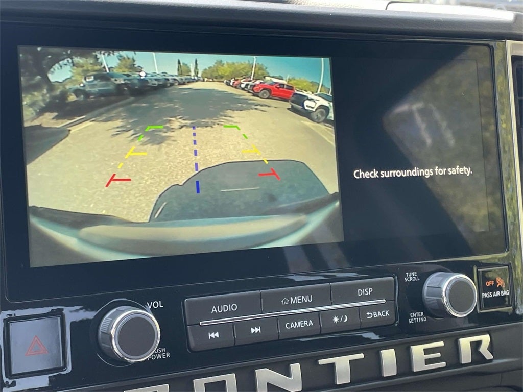 2025 Nissan Frontier SV