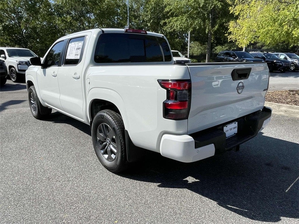 2025 Nissan Frontier SV