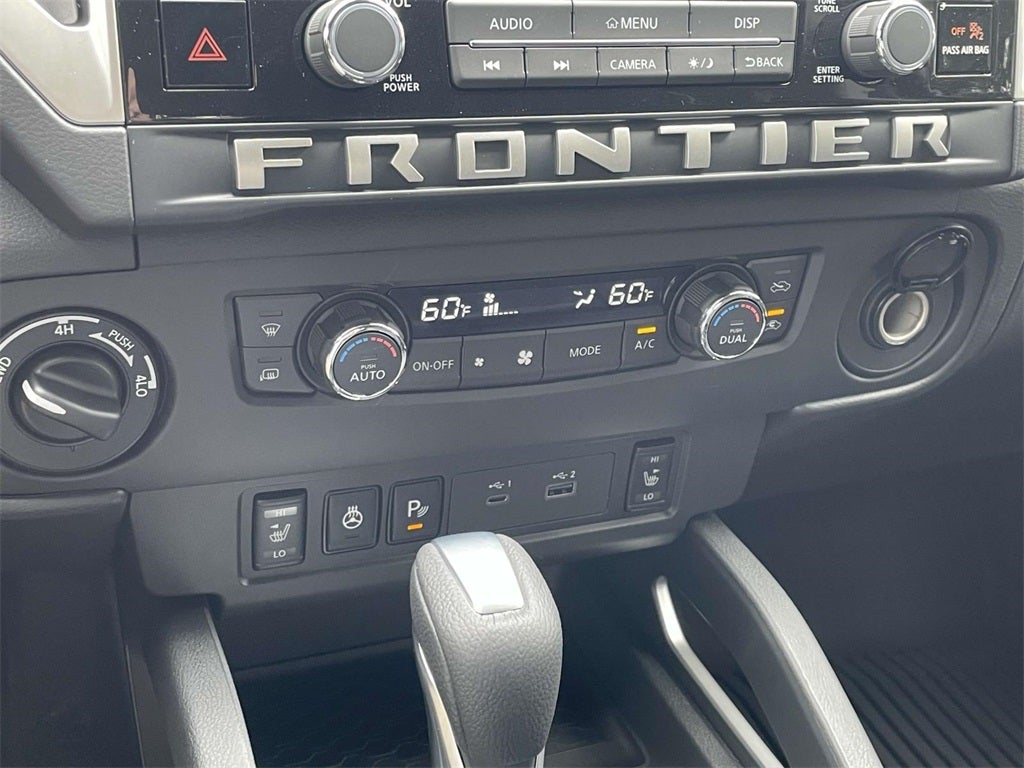 2025 Nissan Frontier SV