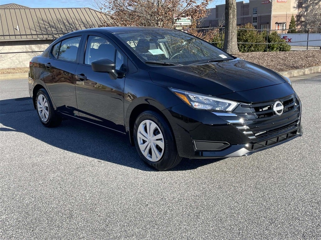 2025 Nissan Versa 1.6 S