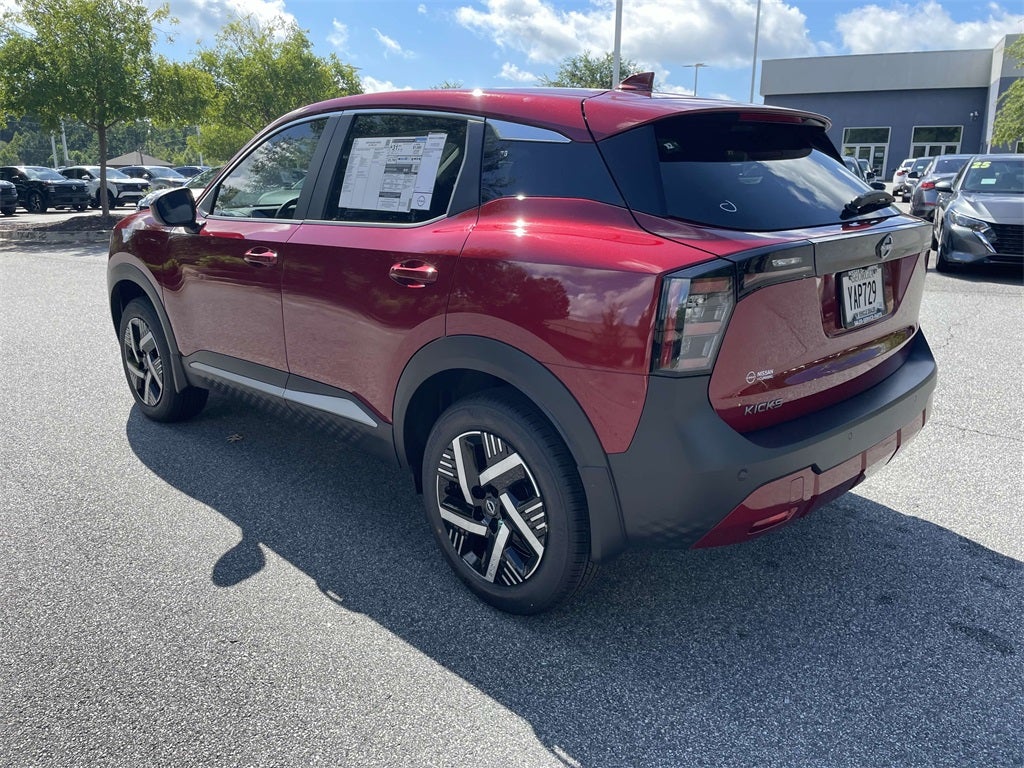 2025 Nissan Kicks SV