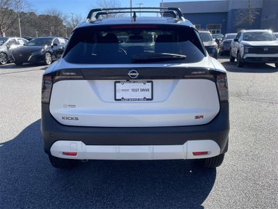 2026 Nissan Kicks SR