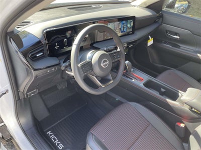 2026 Nissan Kicks SR