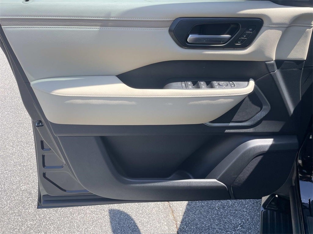 2025 Nissan Armada Platinum Reserve