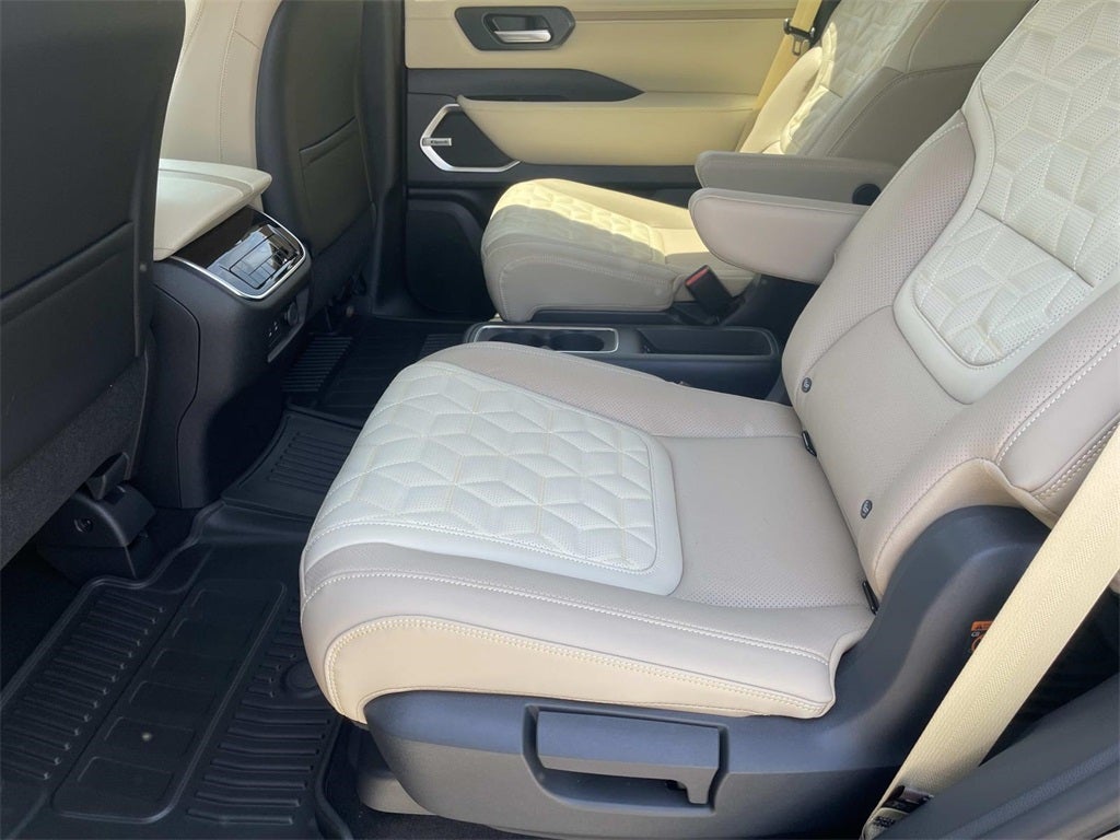 2025 Nissan Armada Platinum Reserve