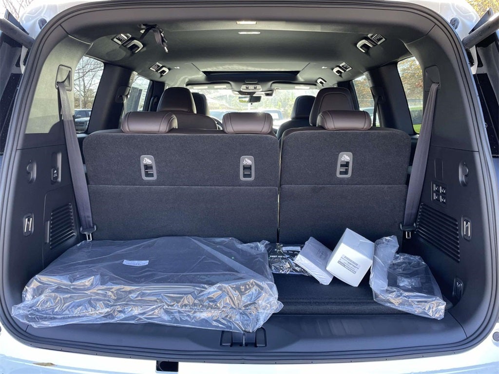 2026 Nissan Armada Platinum